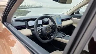 Lynk & Co 08