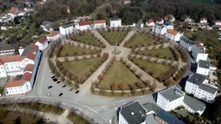 Fotr na tripu 9, Rujána