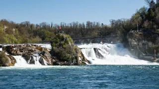 Navštívili jsme největší evropské vodopády. Nejsou zas až tak daleko, stačí vyrazit do Švýcarska