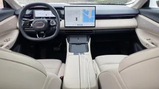 Lynk & Co 08