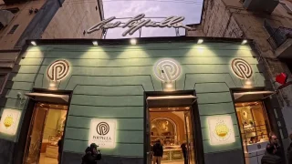 Fotr na tripu 11, Neapol