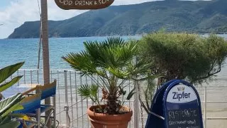 Elba s obytným autem