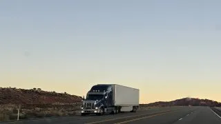 Pravidla na silnicích v USA