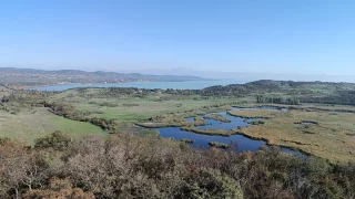 Balaton v říjnu? Proč ne. Našli jsme parádní místo na procházku i na koupání