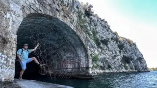 Trip Chorvatsko 2026, Hitlerovy oči