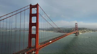 Krádeže aut policii nezajímají, rozbitá okna už vůbec ne. Přesto jsme do San Francisca vyrazili