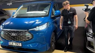 Ford, parkování na letišti