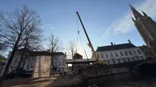 Fotr na tripu 11, Bruggy