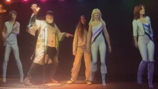Fotr na tripu 9, Abba