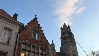 Fotr na tripu 11, Bruggy