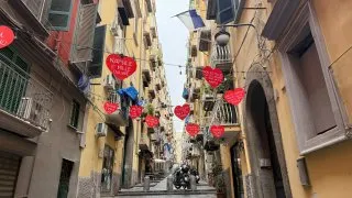 Fotr na tripu 11, Neapol II