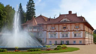 Česko si stále drží status atraktivní destinace. Letos sází na restaurace, lázně i na Kingdom Come