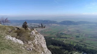 Ani ne 150 km od českých hranic lze podniknout skvělý trip po skalách s vyhlídkami na každém kroku