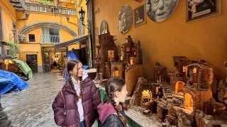 Fotr na tripu 11, Neapol