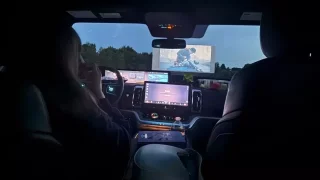Autokino v Shediacu: Film pod hvězdami, auto na volnoběh a Lumi v první řadě