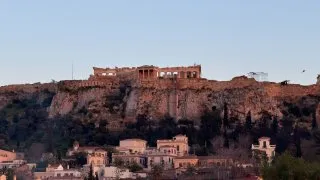Fotr na tripu 11, Akropole