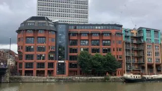 Bristol, stop