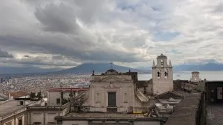 Fotr na tripu 11, Neapol II