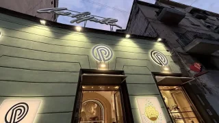 Fotr na tripu 11, Neapol, jídlo
