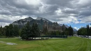 Fotr na tripu 10, Banff