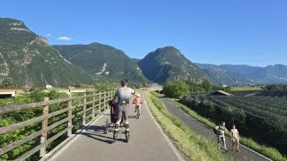 EuroVelo 7, Adige, inline