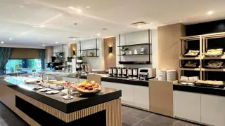 XO Hotels Blue Square
