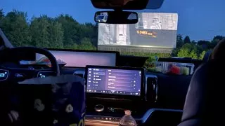 Fotr na tripu 10, autokino