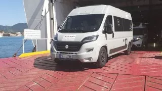 Elba s obytným autem