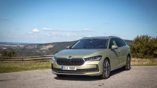 Škoda Superb Combi iV