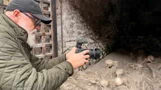 Fotr na tripu 11, Neapol