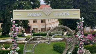 Zámek Loučeň: Jeho dvanáct labyrintů a bludišť vám zamotá hlavu