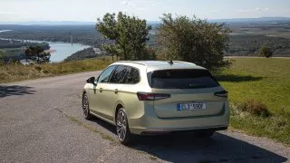 Škoda Superb Combi iV