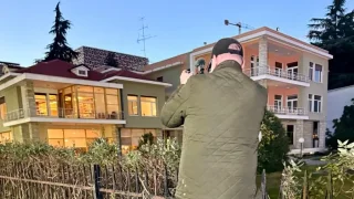 Fotr na tripu 11, Tirana