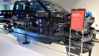 Fotr na tripu 12, Ford F-150 muzeum