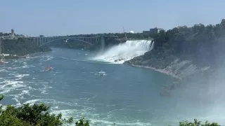 Fotr na tripu 10, Niagarské vodopády