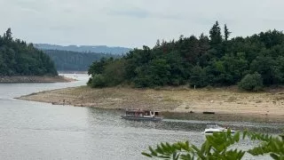 Odhalené břehy Vltavy