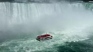Fotr na tripu 10, Niagarské vodopády