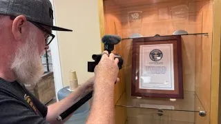 Fotr na tripu 10, dinosauři