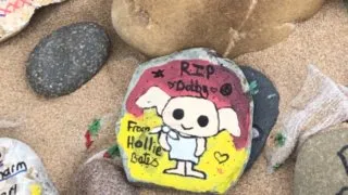 Británie_vodopád+hrob