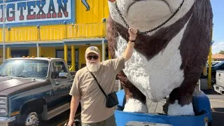 Fotr na tripu 12, Big Texan