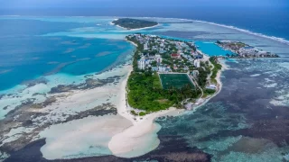 I Maledivy mohou být levná dovolená. Lokální ostrůvek Dhiffushi nadchne děti i zkušené cestovatele