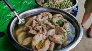Pochoutky z Laosu