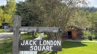 Fotr na tripu 10, Dawson City