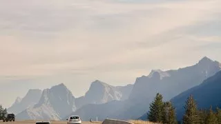 Fotr na tripu 10, tankování v Kanadě