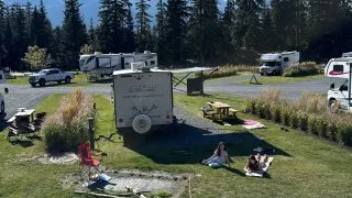 Fotr na tripu 10, kempování v Kanadě