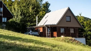 Dětinský trik na Bookingu. Majitel chatu přejmenoval jen proto, aby se zbavil špatné recenze
