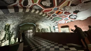 I Fotr občas jezdí metrem. To švédské je nejdelší uměleckou galerií na světě