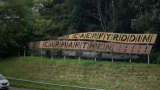 Británie_vodopád+hrob