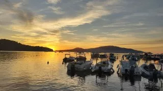 Elba s obytným autem