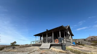 Fotr na tripu 9, Alandy